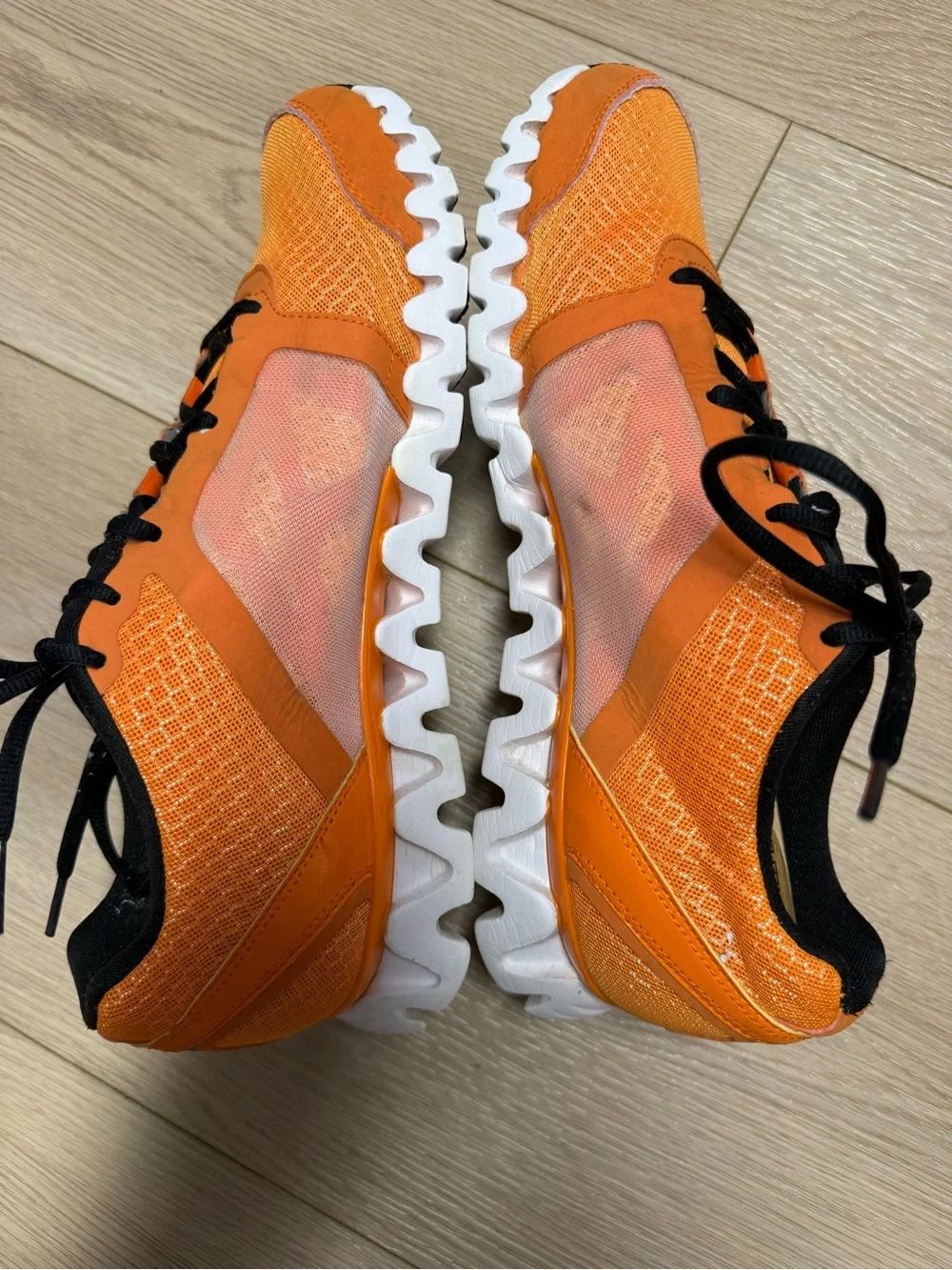 Reebok 3D FuseFrame running shoes in orange with black accents Men’s Size 10